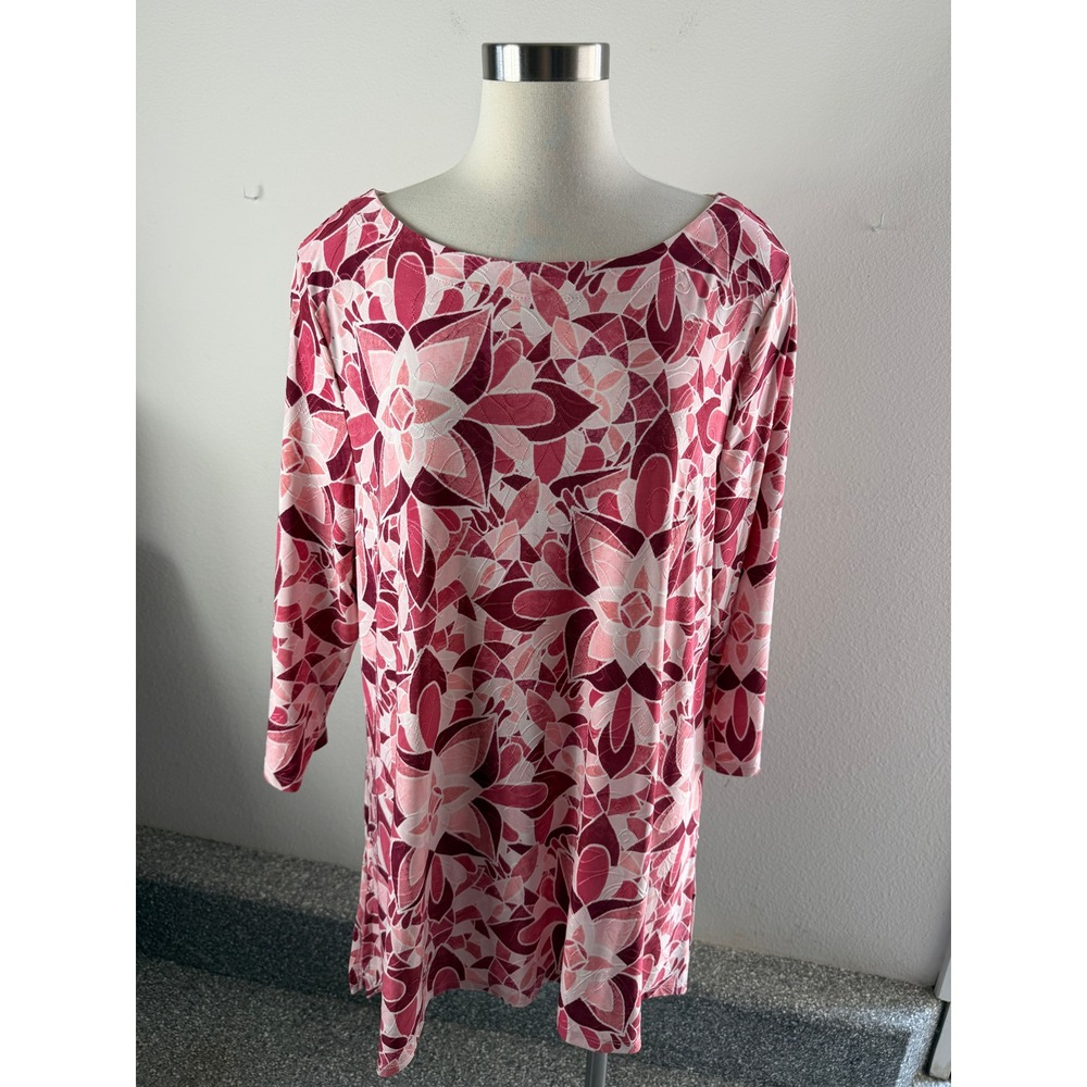 NEW JM Collection Women Plus XXL Jacquard Tunic Top Ruby Pink Floral 3/4 Sleeve